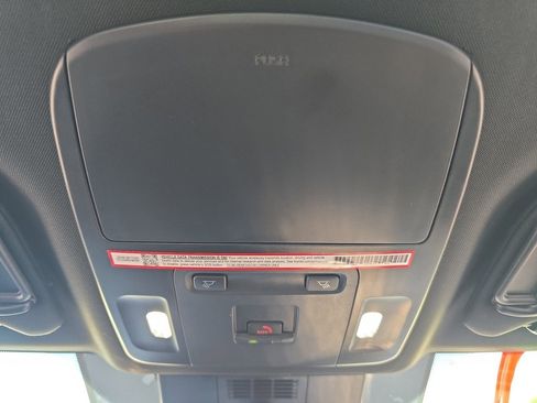 Certified 2025 Toyota Camry SE image 24