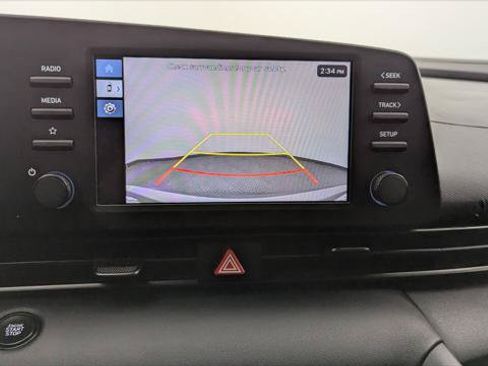 Used 2025 Hyundai Elantra Sport FWD image 30