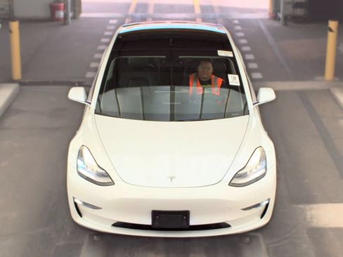 Used 2019 Tesla Model 3 Long Range AWD/4WD image 2