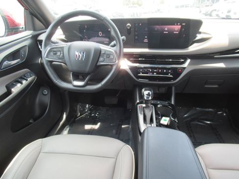 Certified 2024 Buick Envista Avenir FWD image 13
