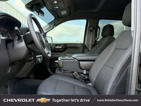 Certified 2024 Chevrolet Silverado 1500 Custom w/ LPO, Dark Essentials Package image 28