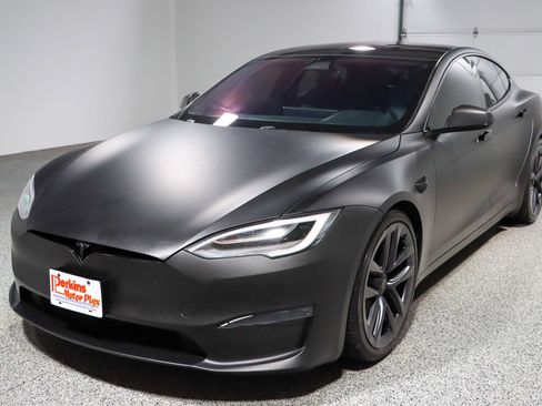 Used 2022 Tesla Model S Plaid image 27