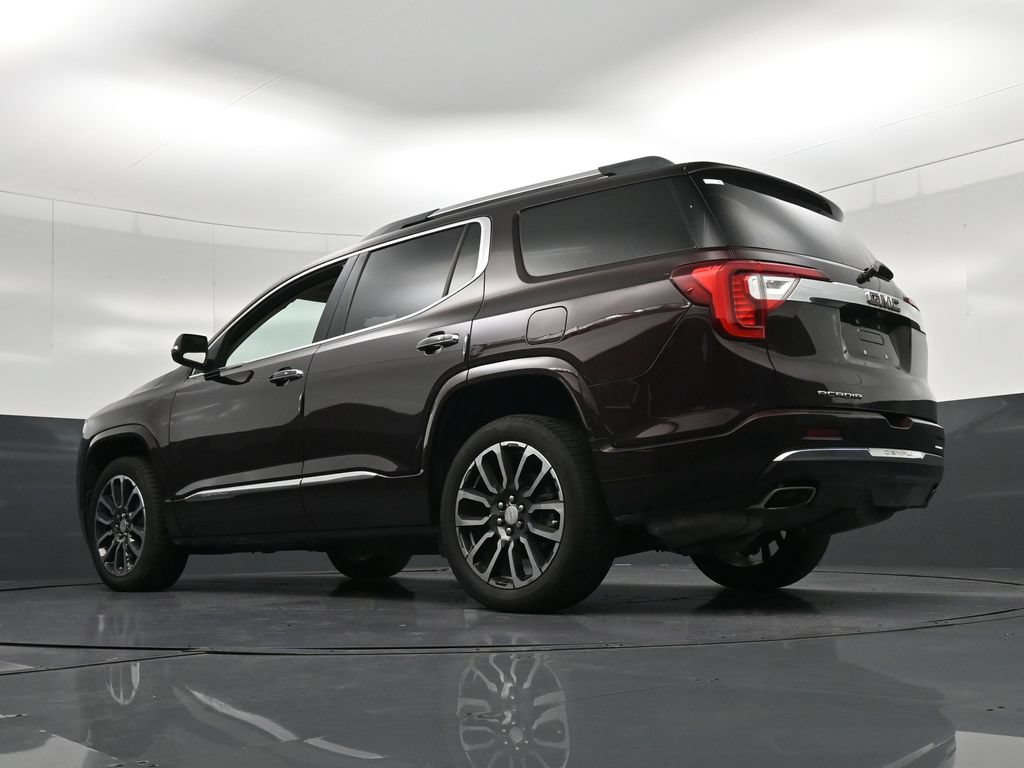 Used 2020 GMC Acadia Denali w/ Technology Package FWD image 25