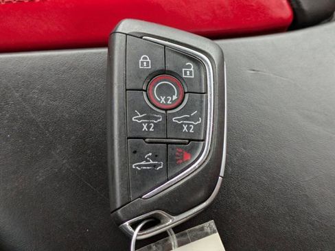 Used 2022 Chevrolet Corvette Stingray Premium Conv w/ Z51 Performance Package image 23