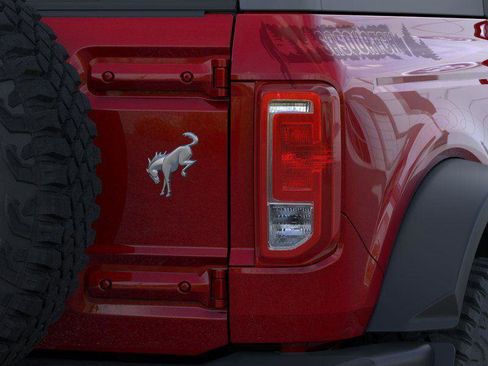 New 2025 Ford Bronco 2-Door w/ Sasquatch Package image 23