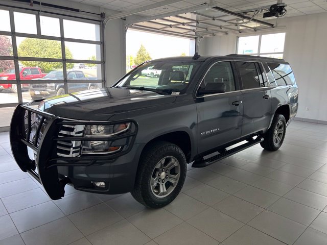 Used 2020 Chevrolet Suburban LT AWD/4WD image 3