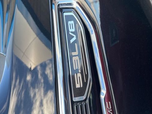 Used 2019 GMC Sierra 1500 SLT w/ SLT Premium Plus Package image 11