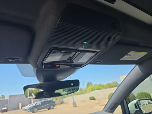 Certified 2023 Volkswagen GTI SE FWD image 31