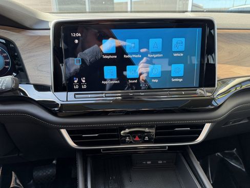 Used 2025 Volkswagen Atlas SE w/ Panoramic Sunroof Package image 20