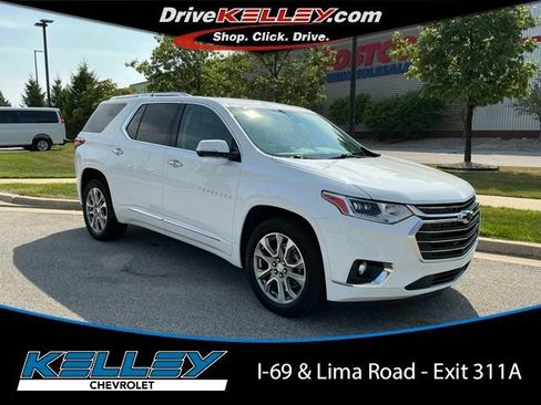 Used 2021 Chevrolet Traverse Premier FWD image 1