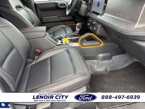 Used 2024 Ford Bronco Badlands AWD/4WD image 13