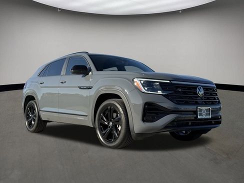 New 2026 Volkswagen Atlas Cross Sport SEL R-Line AWD/4WD image 1