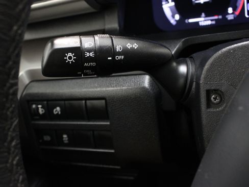Used 2024 Toyota Tacoma TRD Sport RWD image 24