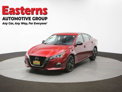 Used 2022 Nissan Altima 2.5 SR AWD/4WD image 55