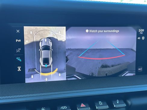 Used 2025 Porsche 911 Carrera image 19