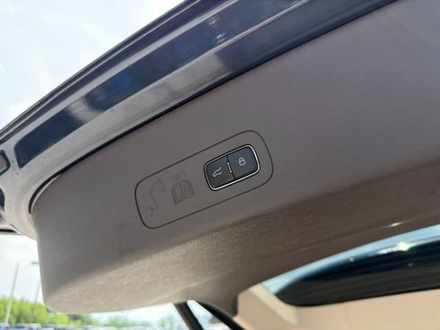 Used 2023 Lincoln Aviator Reserve w/ Equipment Group 201A RWD image 52