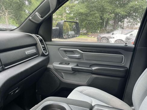 Used 2021 RAM 1500 Big Horn AWD/4WD image 36