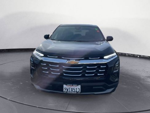 Used 2026 Chevrolet Equinox LT image 2