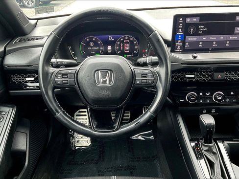 Used 2023 Honda Accord Sport image 5