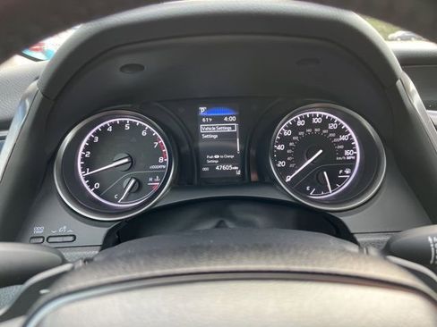 Used 2024 Toyota Camry SE image 35