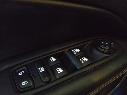 Used 2020 Jeep Compass Latitude FWD image 27
