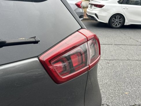 Used 2017 Kia Niro LX image 22