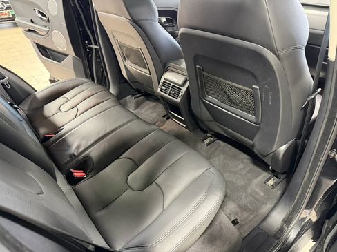 Used 2015 Land Rover Range Rover Evoque Pure Plus AWD/4WD image 30