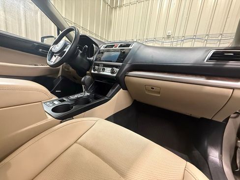 Used 2015 Subaru Outback 3.6R Limited AWD/4WD image 21