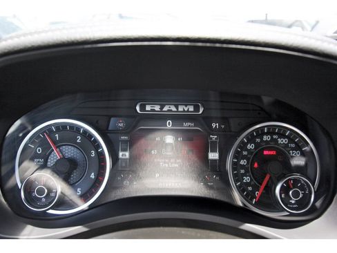 Used 2024 RAM 2500 Laramie w/ Safety Group AWD/4WD image 13