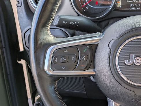 Used 2021 Jeep Wrangler Unlimited Rubicon image 17