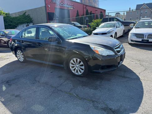 Used 2012 Subaru Legacy 2.5i Limited AWD/4WD image 2