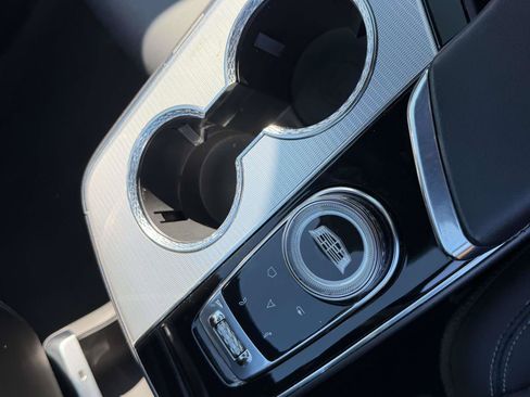 Used 2024 Cadillac Lyriq Tech RWD image 17