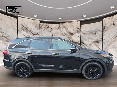 Used 2020 Kia Sorento S AWD/4WD image 4
