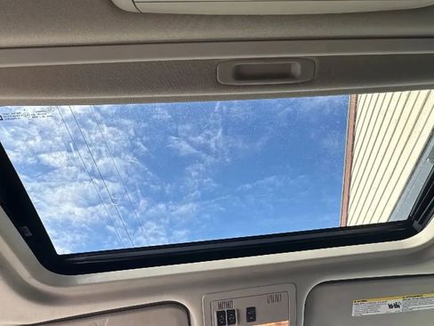 Used 2010 Chevrolet Tahoe LTZ image 24