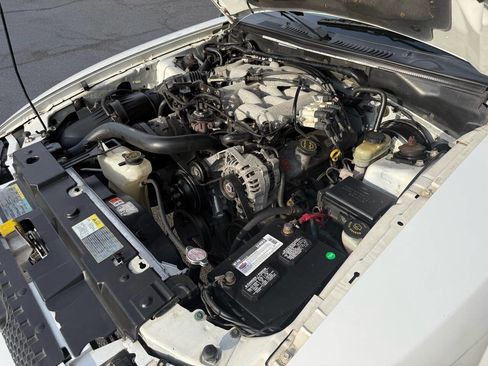 Used 2004 Ford Mustang Deluxe Convertible image 61