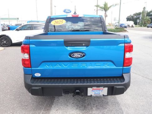 Used 2025 Ford Maverick XLT w/ XLT Luxury Package AWD/4WD image 13