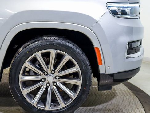 Used 2022 Jeep Grand Wagoneer Series II w/ Convenience Group III image 13