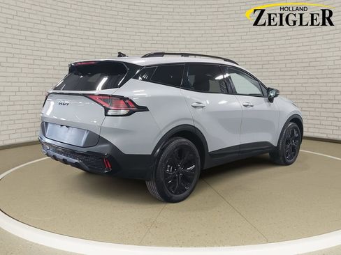 Used 2025 Kia Sportage X-Line w/ Premium Package image 6