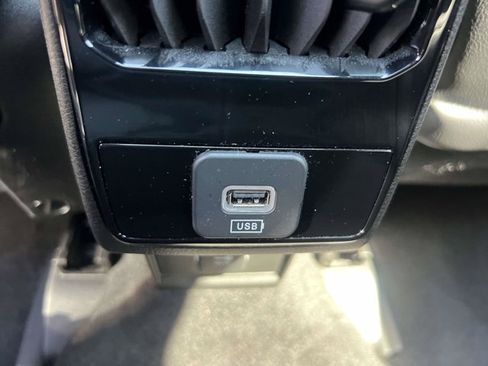 Used 2026 Jeep Compass Limited w/ Sun, Sound & Navigation Group AWD/4WD image 11