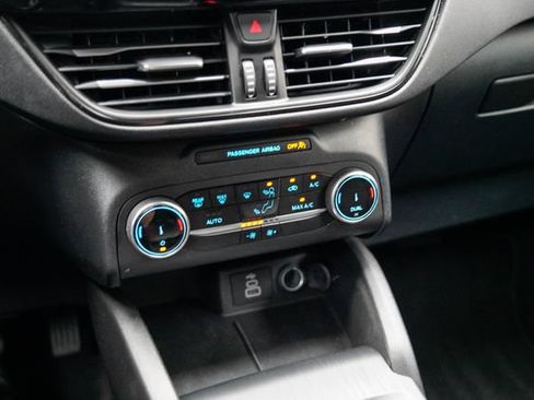 Used 2025 Ford Escape ST-Line FWD image 30