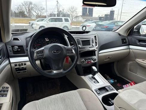 Used 2014 Subaru Outback 2.5i Premium w/ Moonroof Package image 12