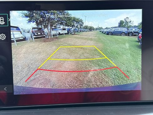 Certified 2025 Kia Sorento S w/ Panoramic Sunroof Package FWD image 28