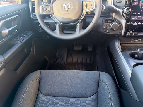 New 2026 RAM 1500 Big Horn AWD/4WD image 16