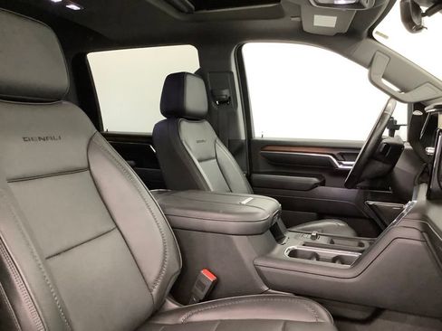 Used 2024 GMC Sierra 2500 Denali w/ Denali Reserve Package AWD/4WD image 34
