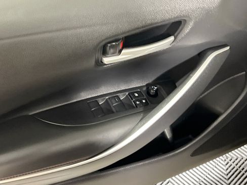 Used 2024 Toyota Corolla SE FWD image 17