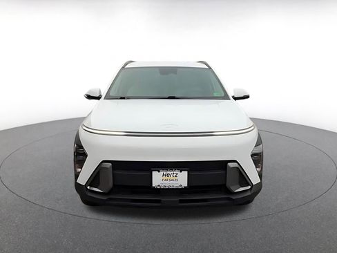 Used 2025 Hyundai Kona SEL image 4