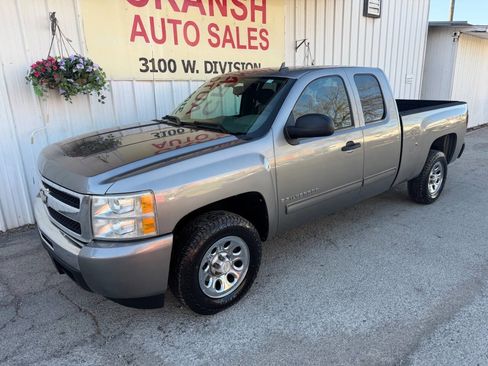 Used 2009 Chevrolet Silverado 1500 LS image 8