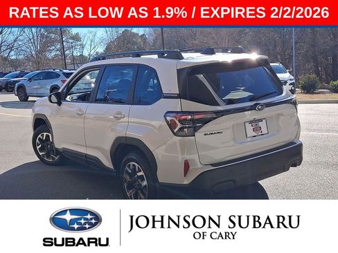 Certified 2025 Subaru Forester Premium w/ Protection Package image 24
