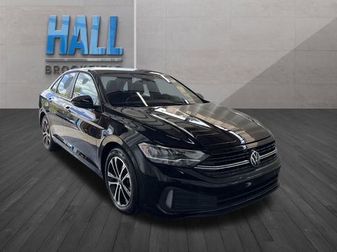 Certified 2024 Volkswagen Jetta Sport image 8