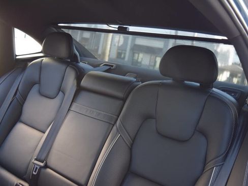 Used 2020 Volvo S90 T6 R-Design image 44